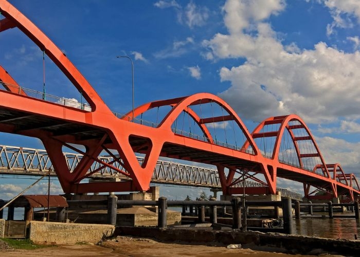 Misteri Jembatan Musi II Palembang: Kisah Penampakan Kuntilanak Merah yang Menakutkan