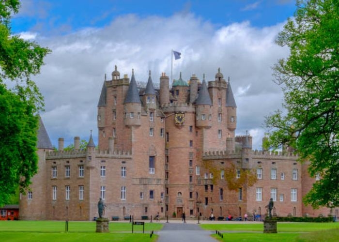 Misteri Kastil Glamis: Warisan Bersejarah yang Terabadikan dalam Sejarah Skotlandia