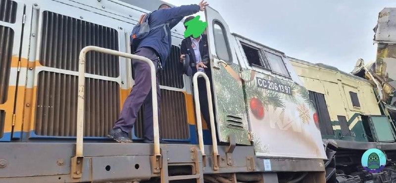 UPDATE Kondisi Masinis KA Turangga Selamat, Masinis KA Bandung Raya Terjepit Loko, Proses Evakuasi Berlangsung DRAMATIS!