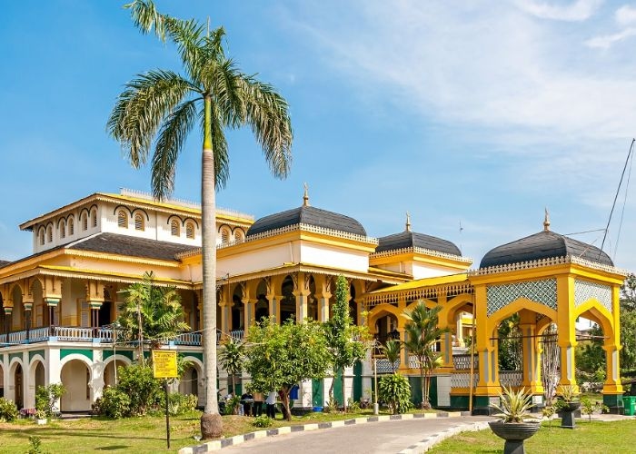 Perjalanan Istana Maimun Medan: Jejak Sejarah yang Hidup dalam Sebuah Kebudayaan