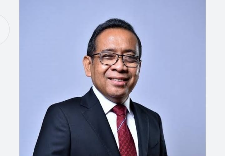 Prabu Revolusi & Ujang Komarudin Angkat Bicara: Membongkar Tuduhan Pratikno Sebagai Operator Politik Jokowi, Sebuah Strategi Untuk Menjatuhkan