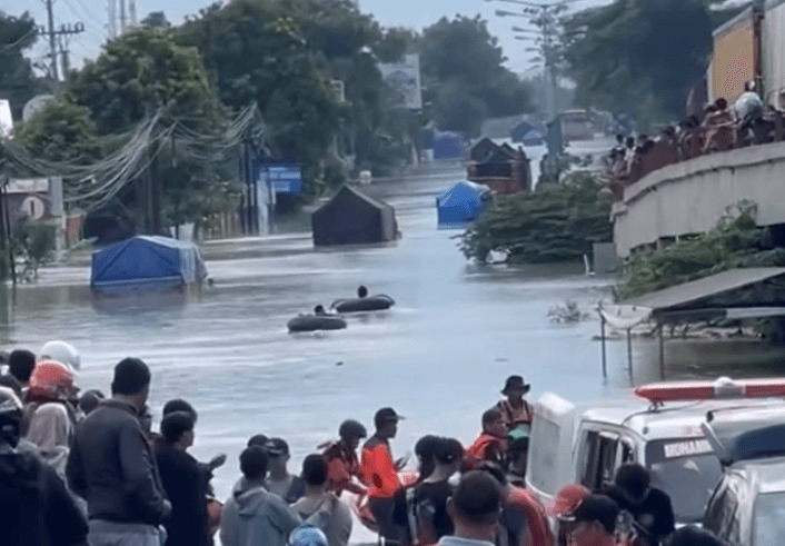 Banjir Pantura Kudus Demak Tambah Parah, Pengendara Dihimbau Lewat Jalur Alternatif Ini