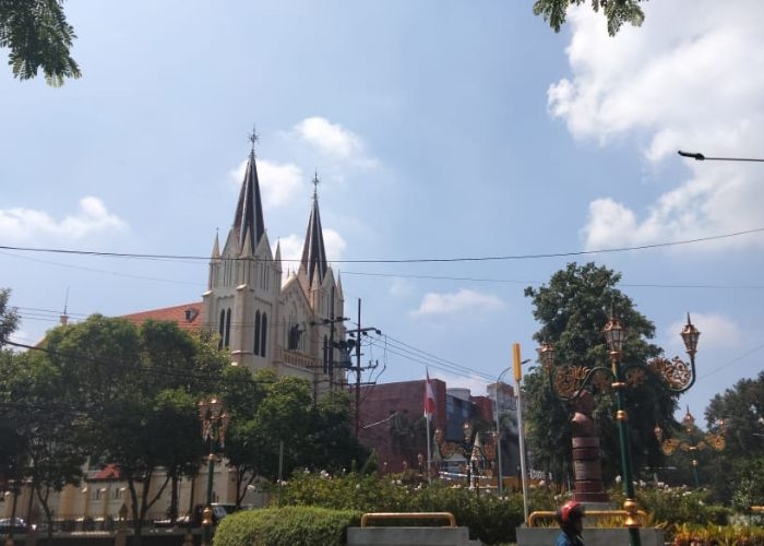 Bangunan Bersejarah di Malang: Gereja Paroki Hati Kudus Yesus Malang, Sebuah Sejarah yang Menginspirasi