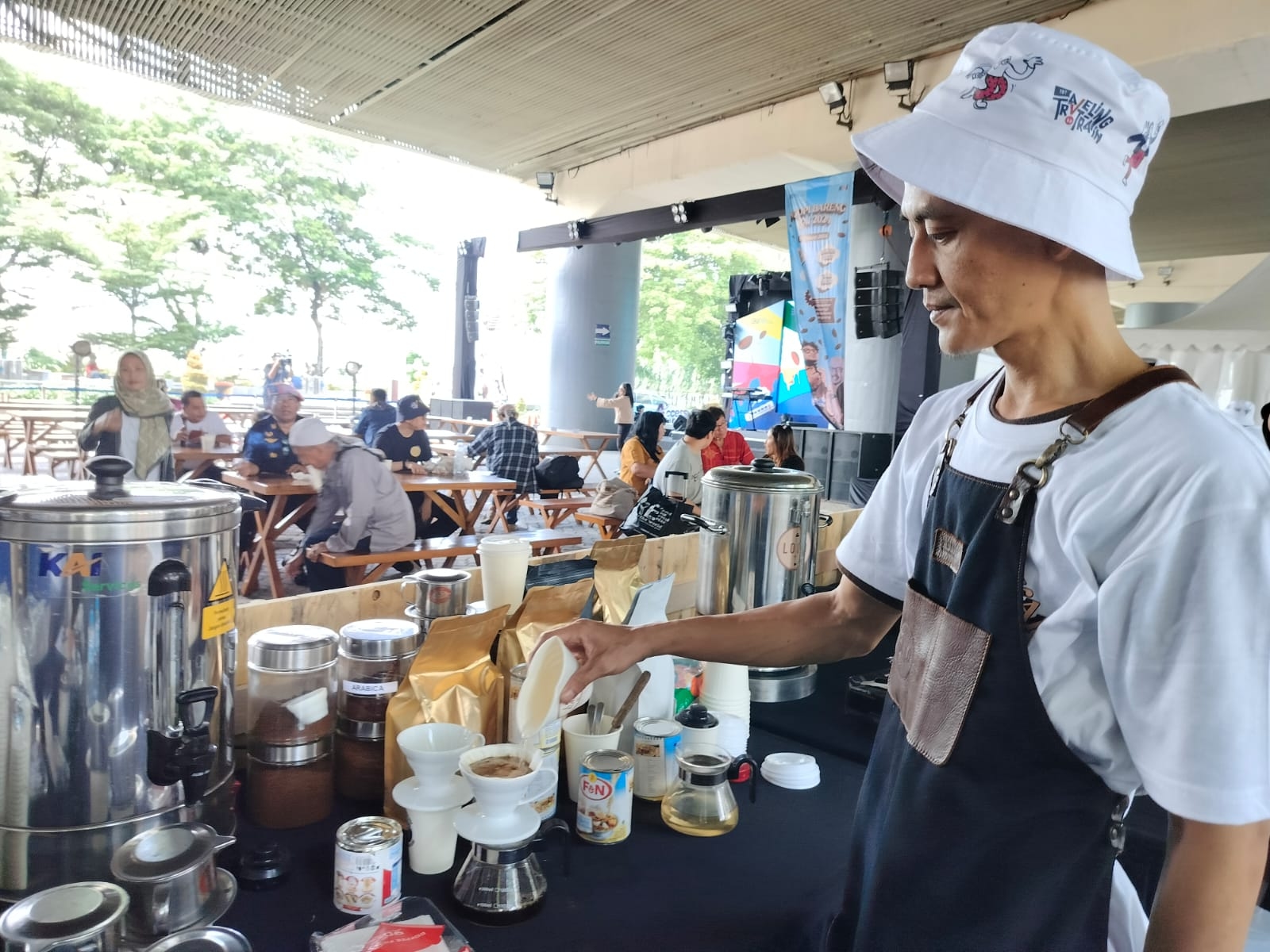 25.000 Cup Kopi Menanti di Stasiun KAI: Cara Unik Apresiasi Pelanggan dan Petani Kopi Lokal