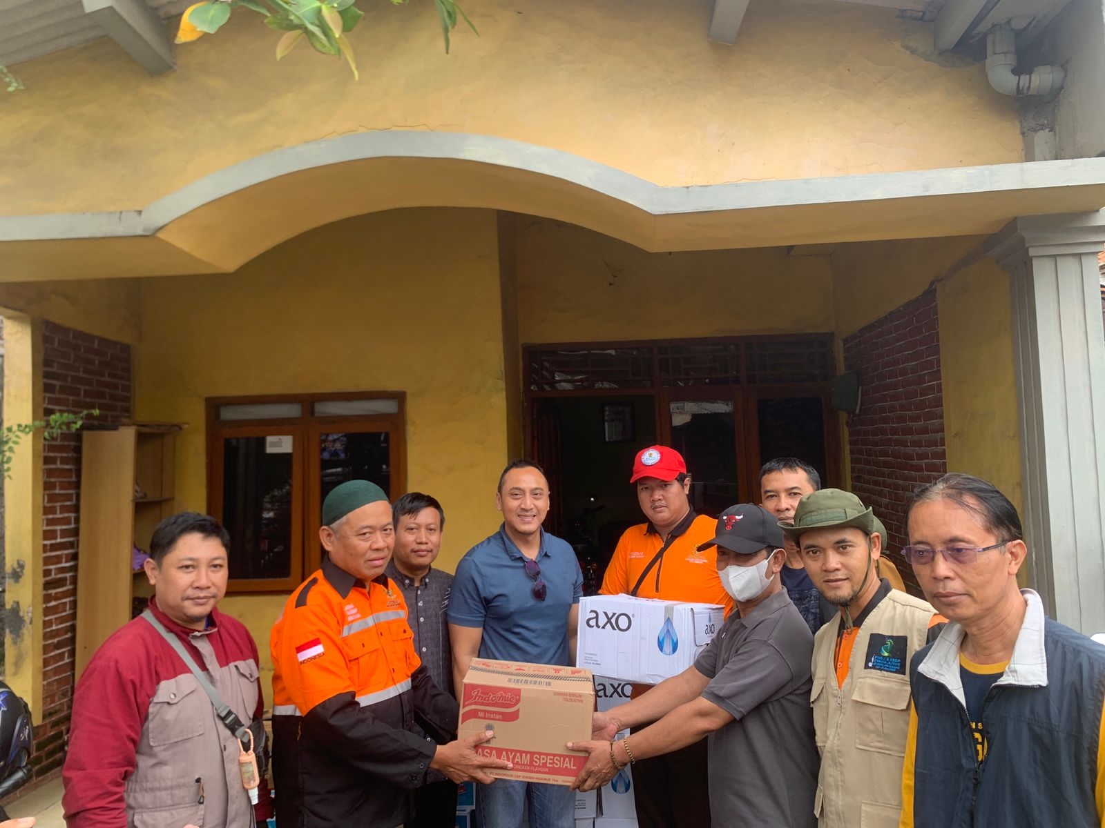 ASN PPPK dan Baznas Kota Semarang Salurkan Bantuan Untuk Korban Banjir