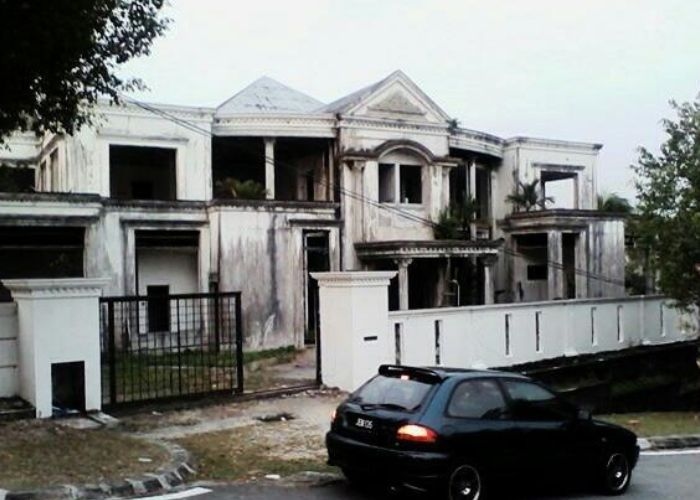 Kisah Angker serta Misteri Dibalik Kemegahan Mona Fandey House: Sebuah Jejak Masa Kelam dan Tragedi Berdarah di Malaysia