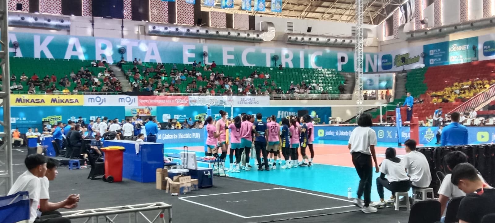 Pertandingan PLN Proliga Perdana di Semarang, Bandung BJB Berhasil Kalahkan Gresik Petrokimia Pupuk Indonesia