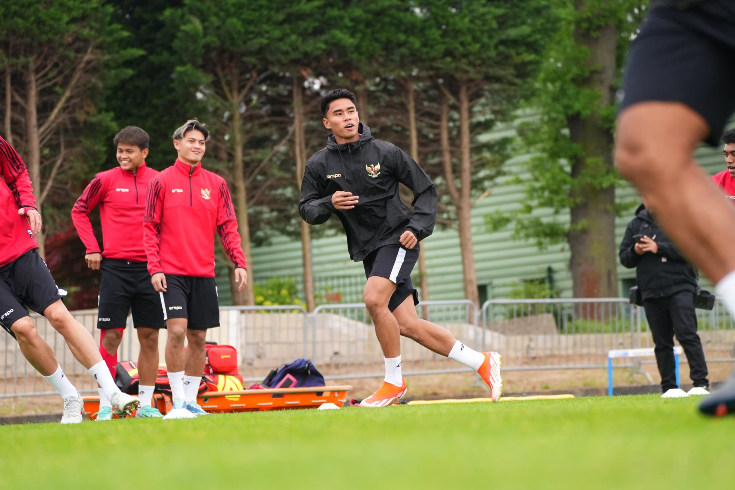 Drama 'Izin Enggak Dikasih' Elkan & Hubner, Bisa Apa Timnas di Clairefontaine?