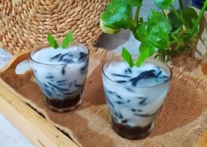 Pecinta Kuliner Unik Wajib Coba! Es Dawet Ireng yang Bikin Ketagihan di Purworejo, Begini Keunikan dan Sejarahnya!