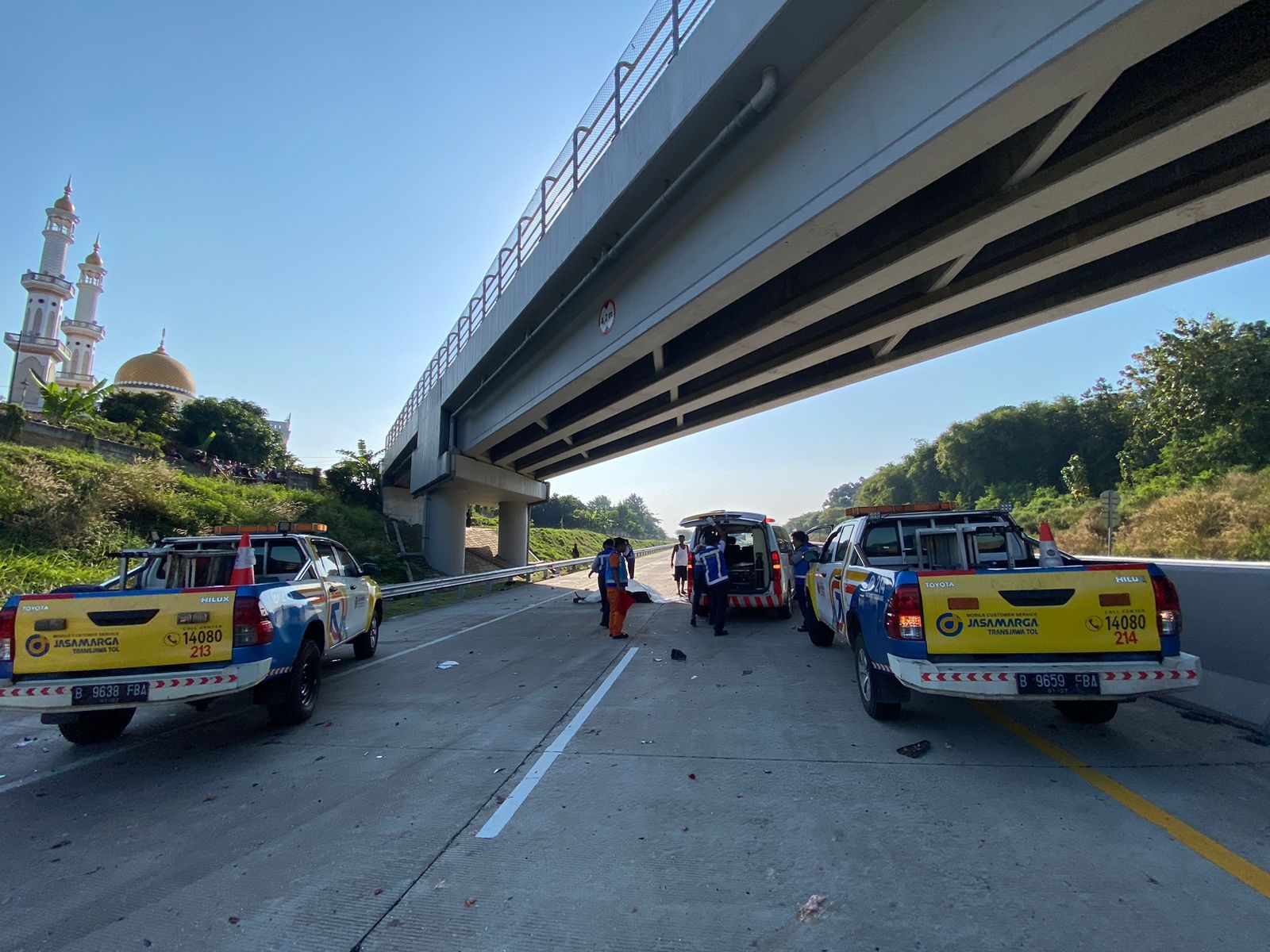 Kronologi Lengkap Kecelakaan di Tol Batang-Semarang: Truk dan Pajero Tabrakan di KM 405