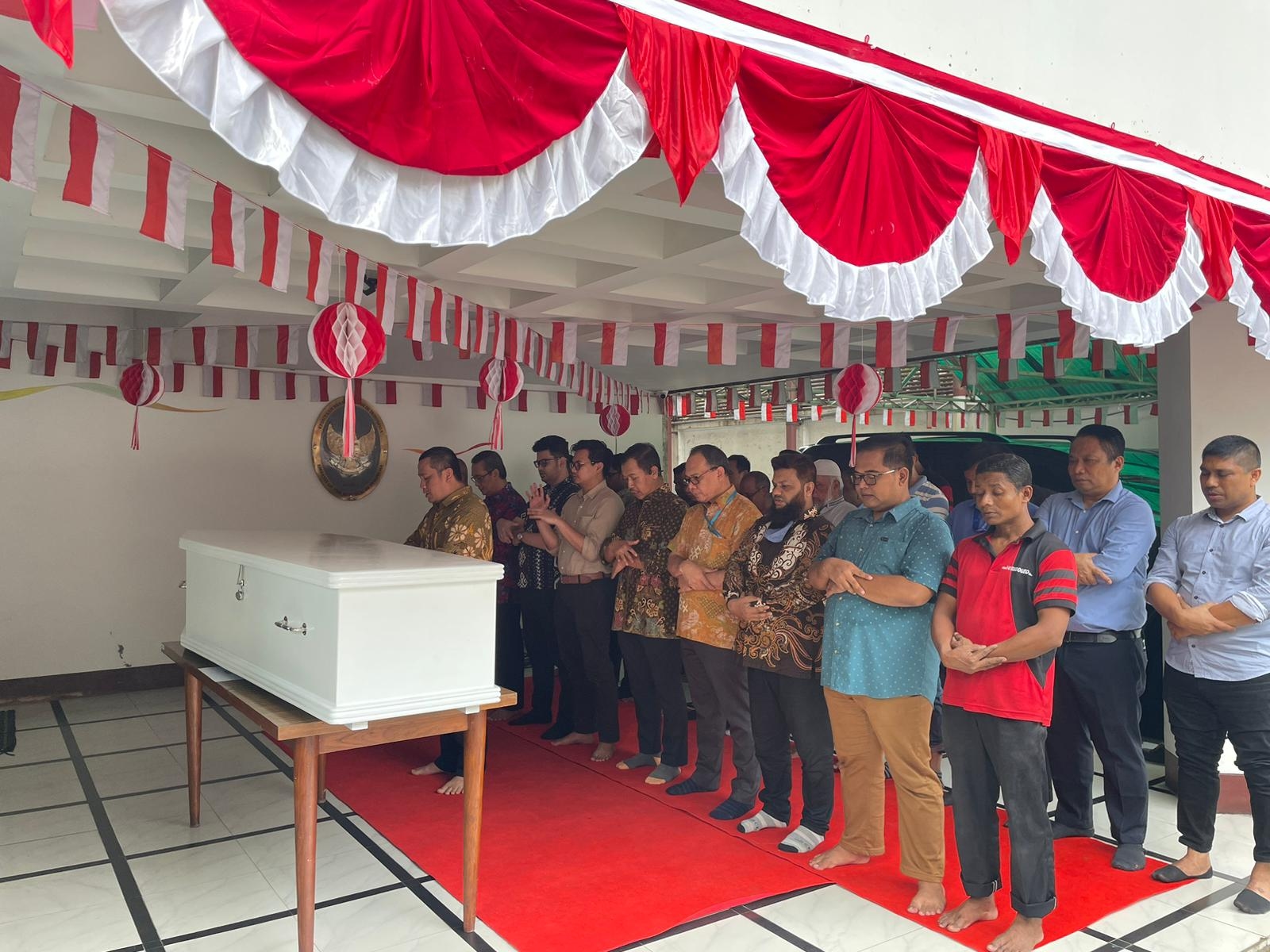 Jenazah WNI Korban Kerusuhan di Bangladesh Tiba di Indonesia, Dimakamkan di Semarang