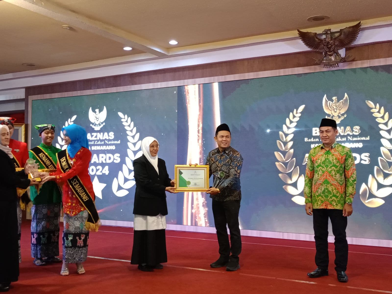 UPZ Badko LPQ Kota Semarang Raih Penghargaan Baznas Award 2024