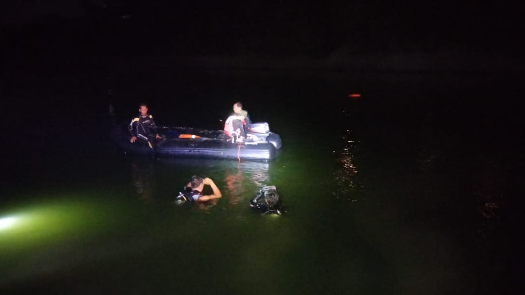 Dua Anak Tenggelam di Waduk Jatibarang, Tim Basarnas Berhasil Temukan Korban dalam Kondisi Meninggal Dunia