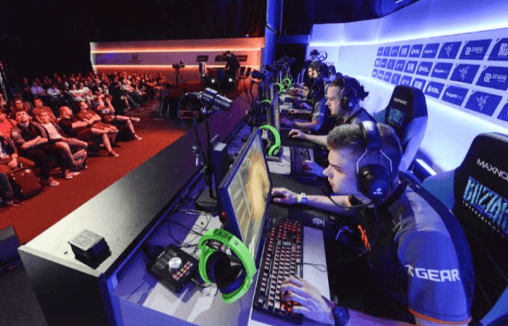 Prodi Vokasi Universitas Indonesia Bekerjasama dengan EVOS adakan Kurikulum E-Sport