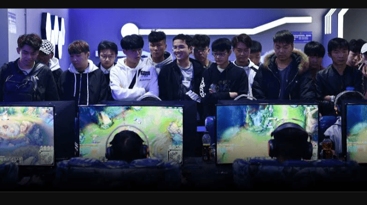 Bekerjasama dengan EVOS, Universitas Indonesia Masukan E-Sports ke Dalam Kurikulum Perkuliahan