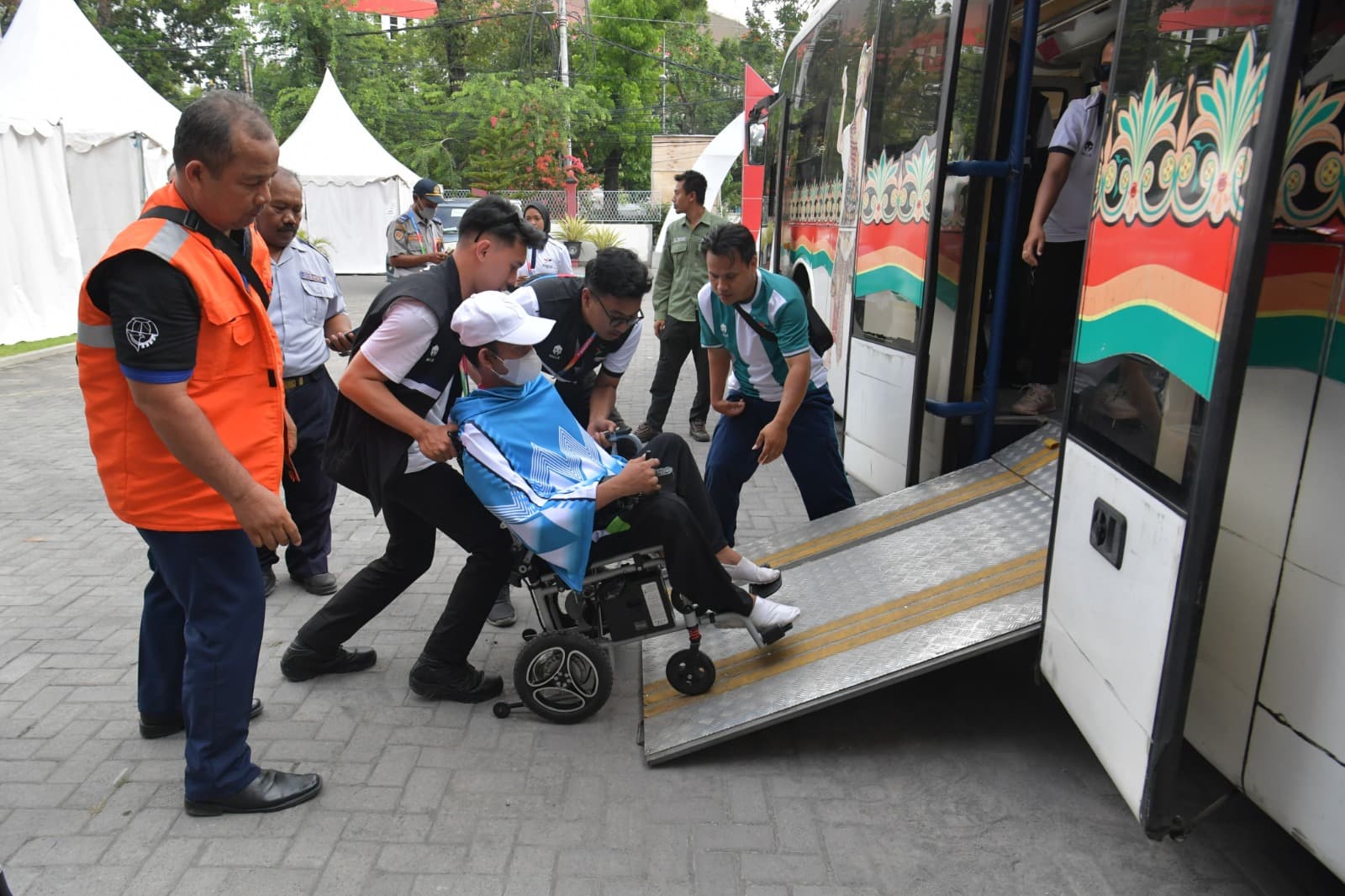 Dibalik Sukses PEPARNAS XVII Solo, Peran Relawan dan Pengalaman Inspiratif