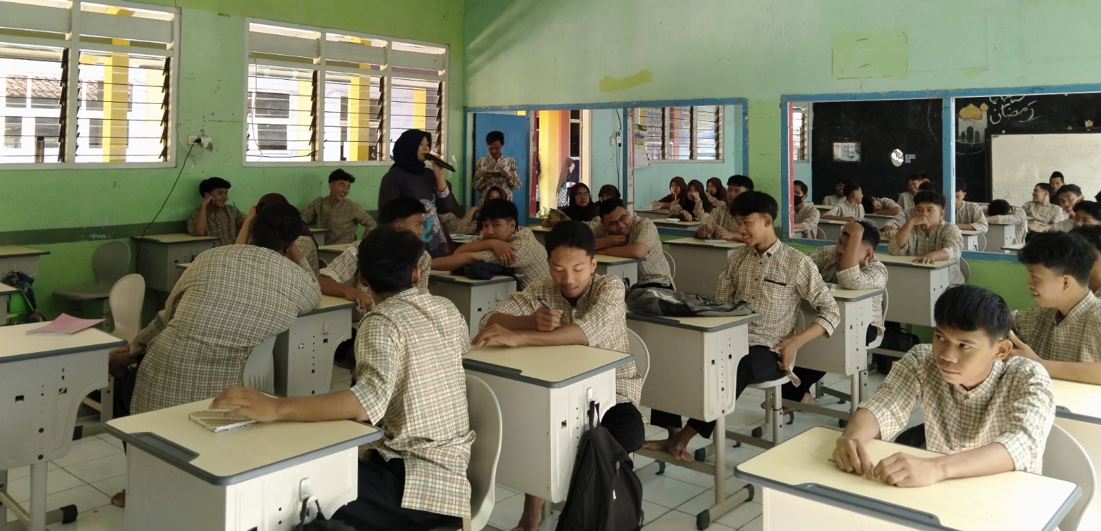 Siswa SMA Muhammadiyah 4 Kendal Dilatih Membuat Soygurt Nangka Berempah