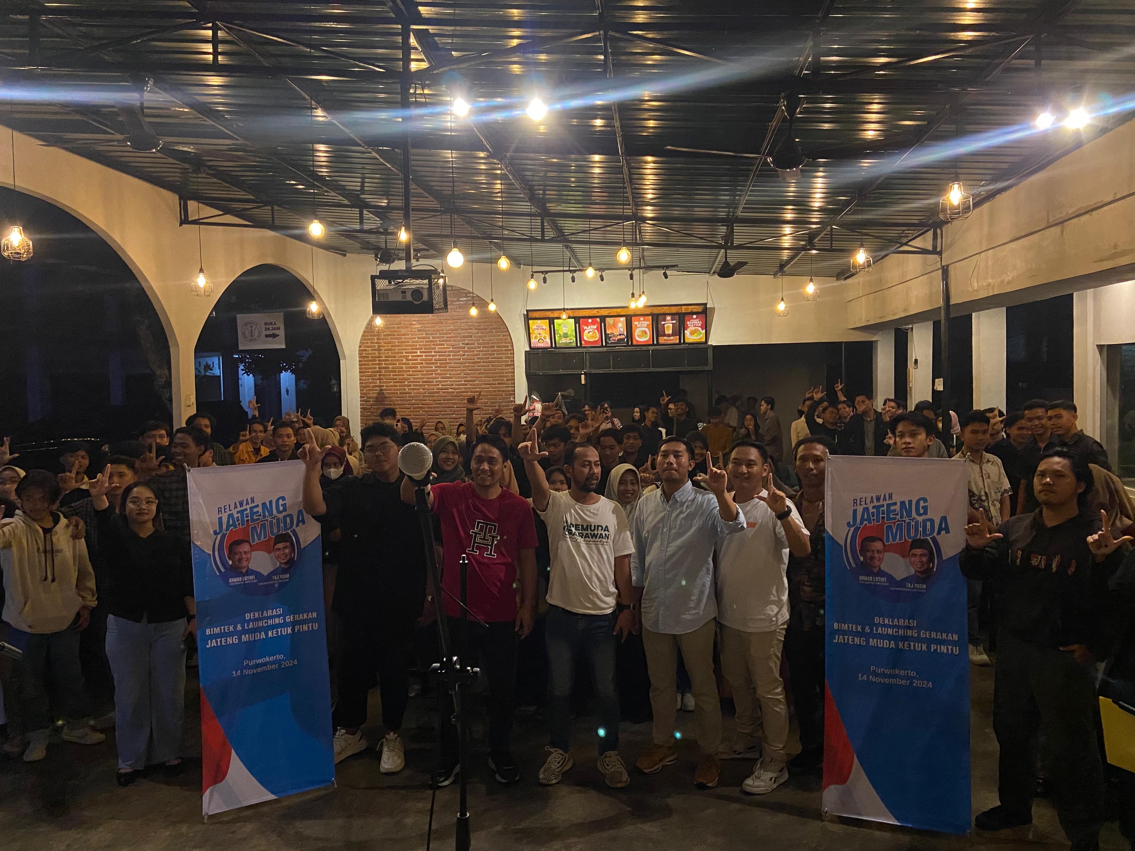 Relawan Jateng Muda di Purwokerto Deklarasikan Dukungan untuk Luthfi-Yasin: Kaum Muda Jadi Ujung Tombak Perubahan di Pilgub Jateng 2024