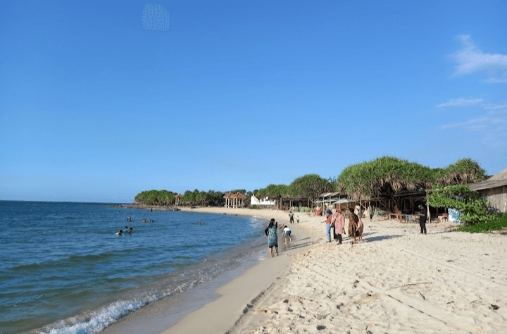 Ada 4 Pantai di Kabupaten Jepara yang Jadi Favorit Para Pemburu Sunset, Asyik Buat Menanti Senja