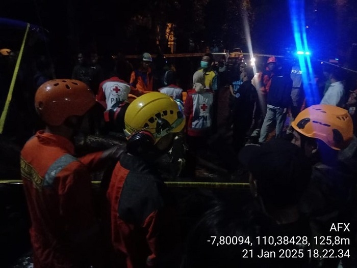 Pohon Tumbang Di Kota Yogyakarta, 1 Orang Meninggal Dunia