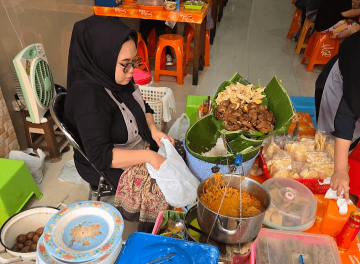 Kuliner Lokal: Ada 4 Tempat Sarapan Favorit dan Enak di Kawasan Pecinan Kota Semarang