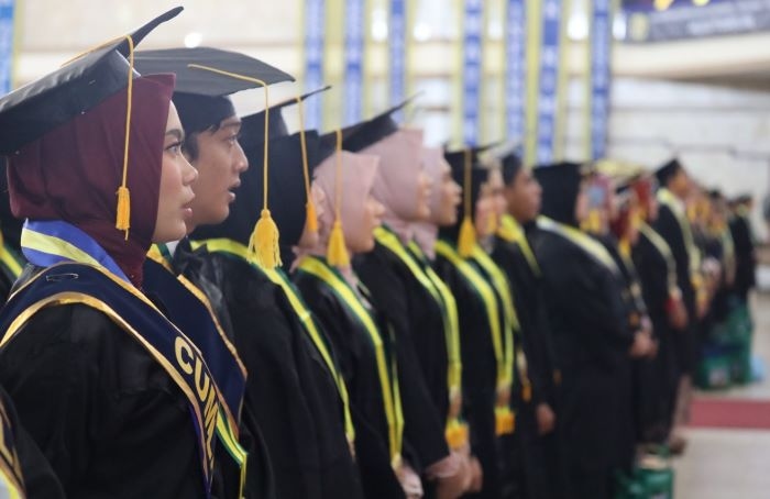 334 Mahasiswa UPN Veteran Yogyakarta Diwisuda