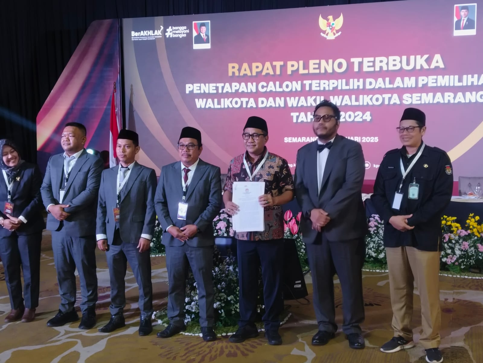 Sah, Agustin - Iswar Pimpin Kota Semarang Pelantikan Tanggal 20 Februari 2025