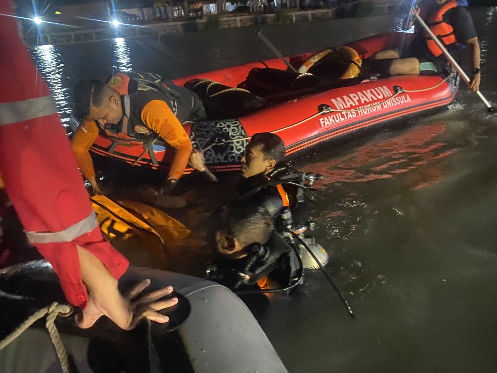 Dua Mahasiswa Unissula Tenggelam di Waduk Kampus, Basarnas Berhasil Menemukan Jenazah