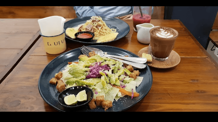 Pilihan Tempat Bukber: Cek 4 Cafe Lokal di Daerah Kota Solo yang Cocok Buat Ngumpul, Fasilitas Wifi Juga Oke Punya