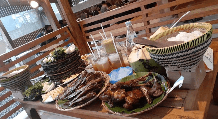 Bukber Sambil Nongkrong, Cobain 4 Cafe Lokal yang Ada di Kawasan Kampus Undip Tembalang