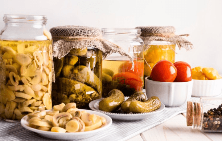 Ini 5 Tips Gampang Cara Membuka Selotip Toples Nastar dan Kue Lebaran Lainnya