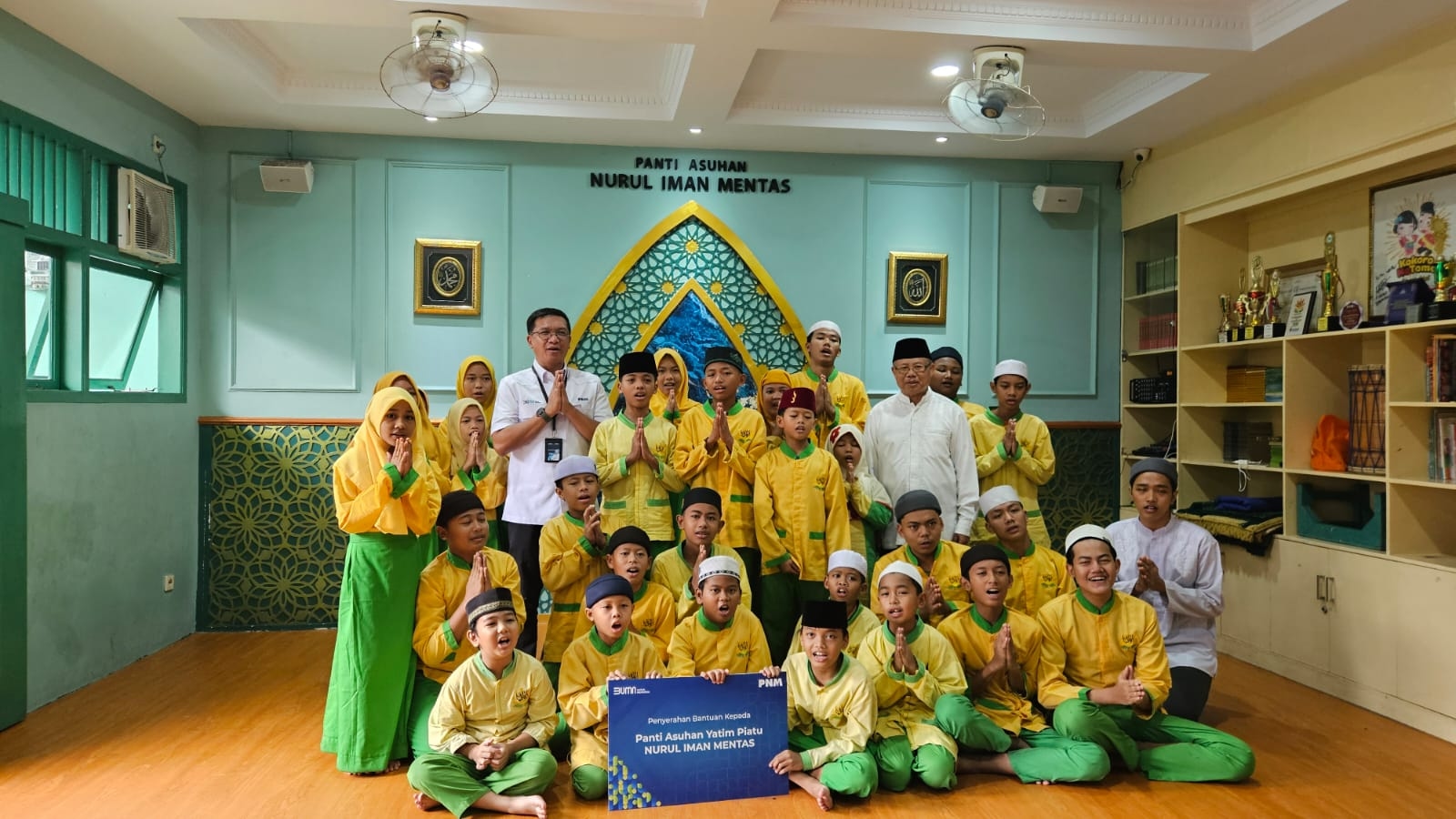 PNM dan Media Berkolaborasi: Salurkan Santunan untuk Anak Yatim dan Dukungan Pendidikan