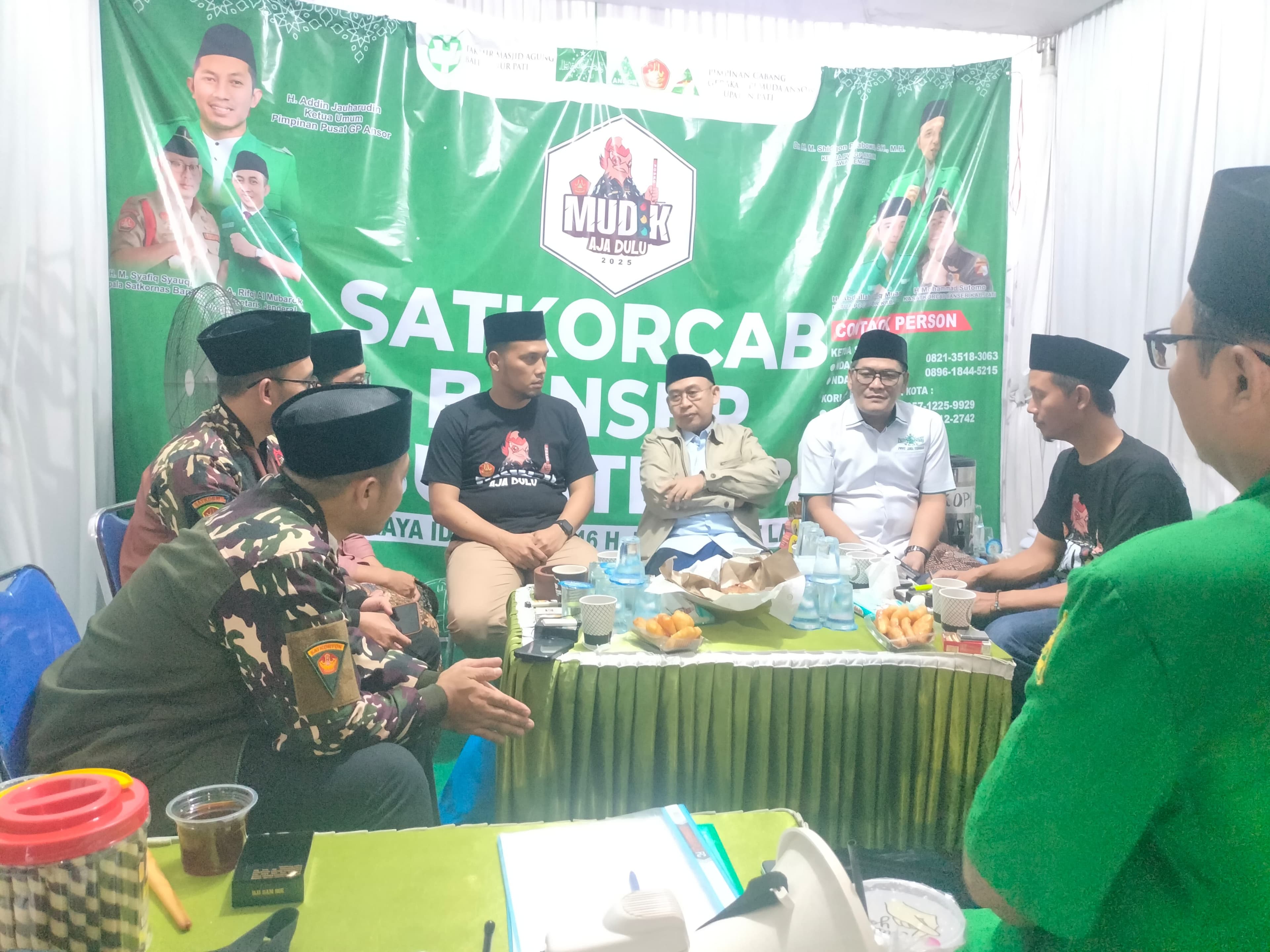 Ketua PWNU Jateng Gus Rozin Kunjungi Posko Mudik NU Di Pantura Jateng Timur