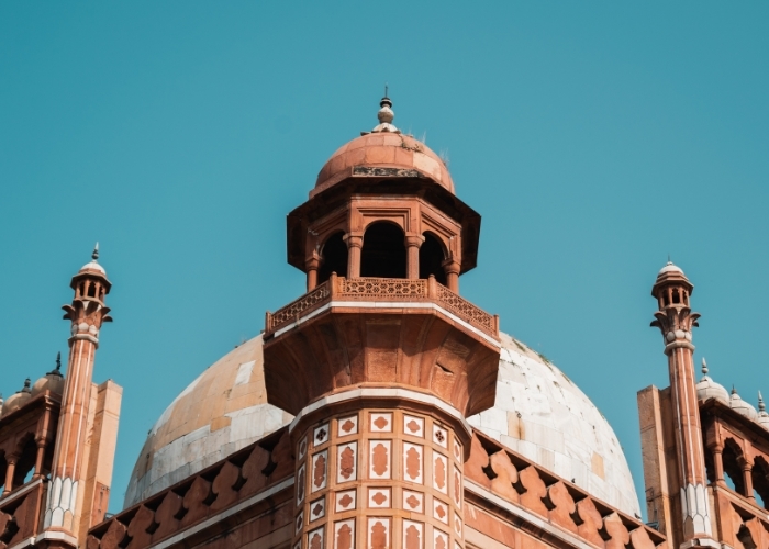 102 Lokasi Sholat Idul Fitri 2025 Muhammadiyah di Surabaya: Panduan Lengkap untuk Jamaah