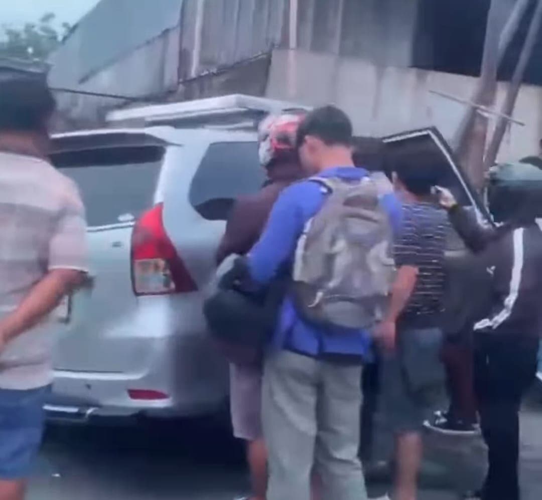 Heboh, Penemuan Jasad Bayi di Dalam Mobil yang Tabrak Tiang Listrik di Jalan Raya Purwasari-Kosambi