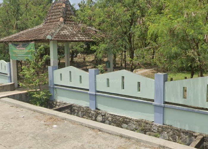 Ngilu! 5 Tempat Misteri dan Angker di Pati! Pohon Beringin Gerbang Dunia Lain? Makam Hantu Pendendam? Berani Simak?