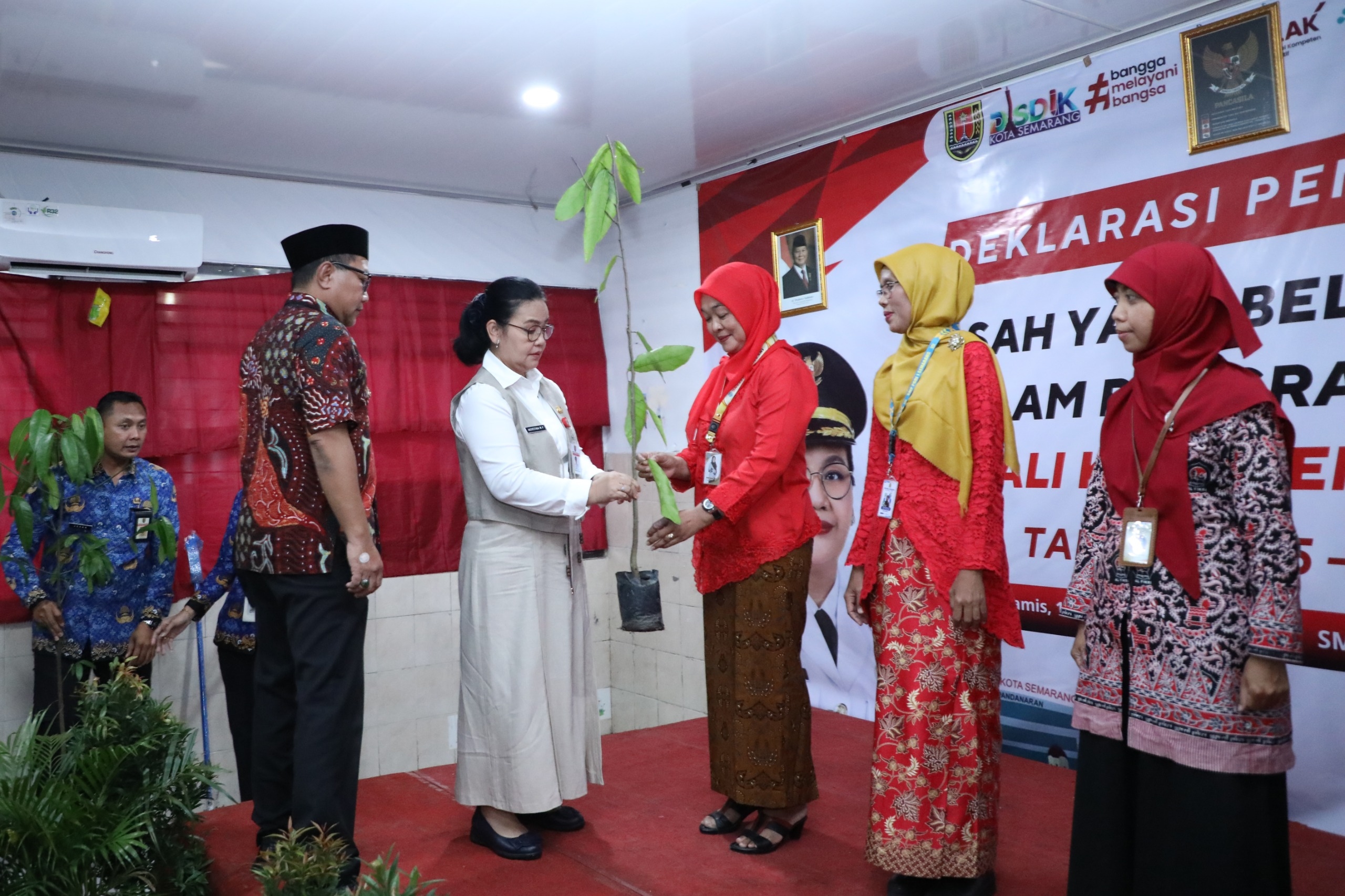 Disdik Kota Semarang Ingin Sekolah Swasta Serahkan Ijazah Siswa yang Tertahan