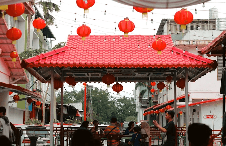 Jelajah Nusantara: Kunjungi Odeon Chinatown Sukabumi, Nikmati Suasana Khas Pecinan dan Kuliner Halal