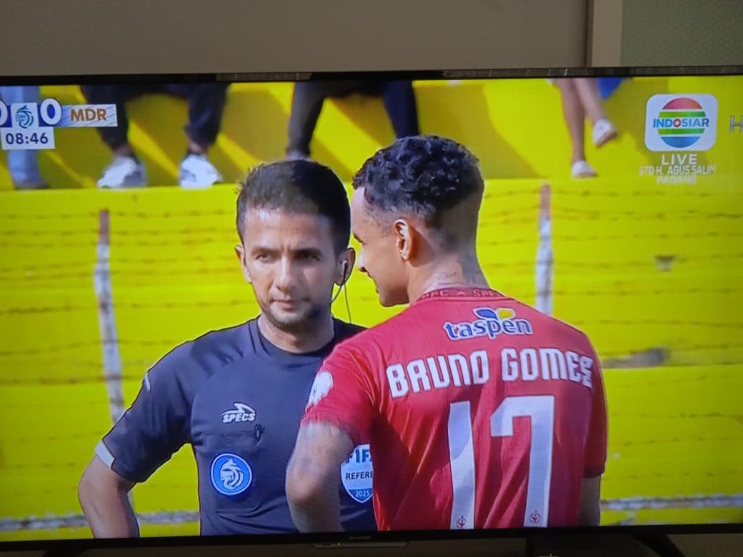 Profil Wasit Laga Semen Padang vs Madura United di Pekan ke-31, Dipimpin Thoriq Alkatiri, Wasit FIFA Terbaik Liga 1