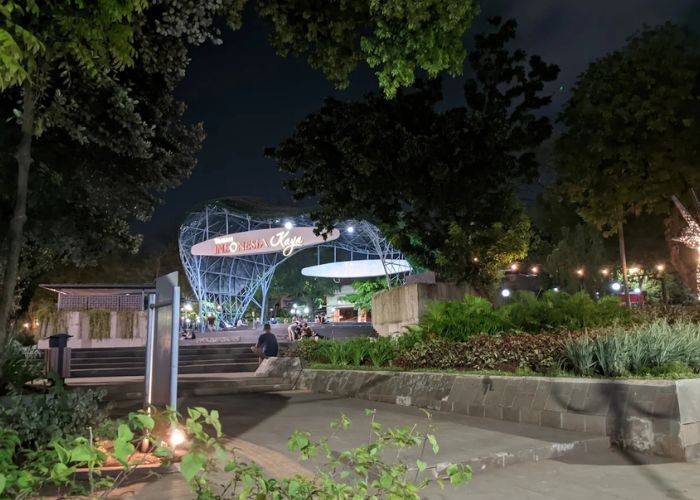 TERUNGKAP! 5 Wisata Malam Semarang yang Bikin Susah Move On! Nomor 3 Bikin Jantung Berdebar! (Part 2)