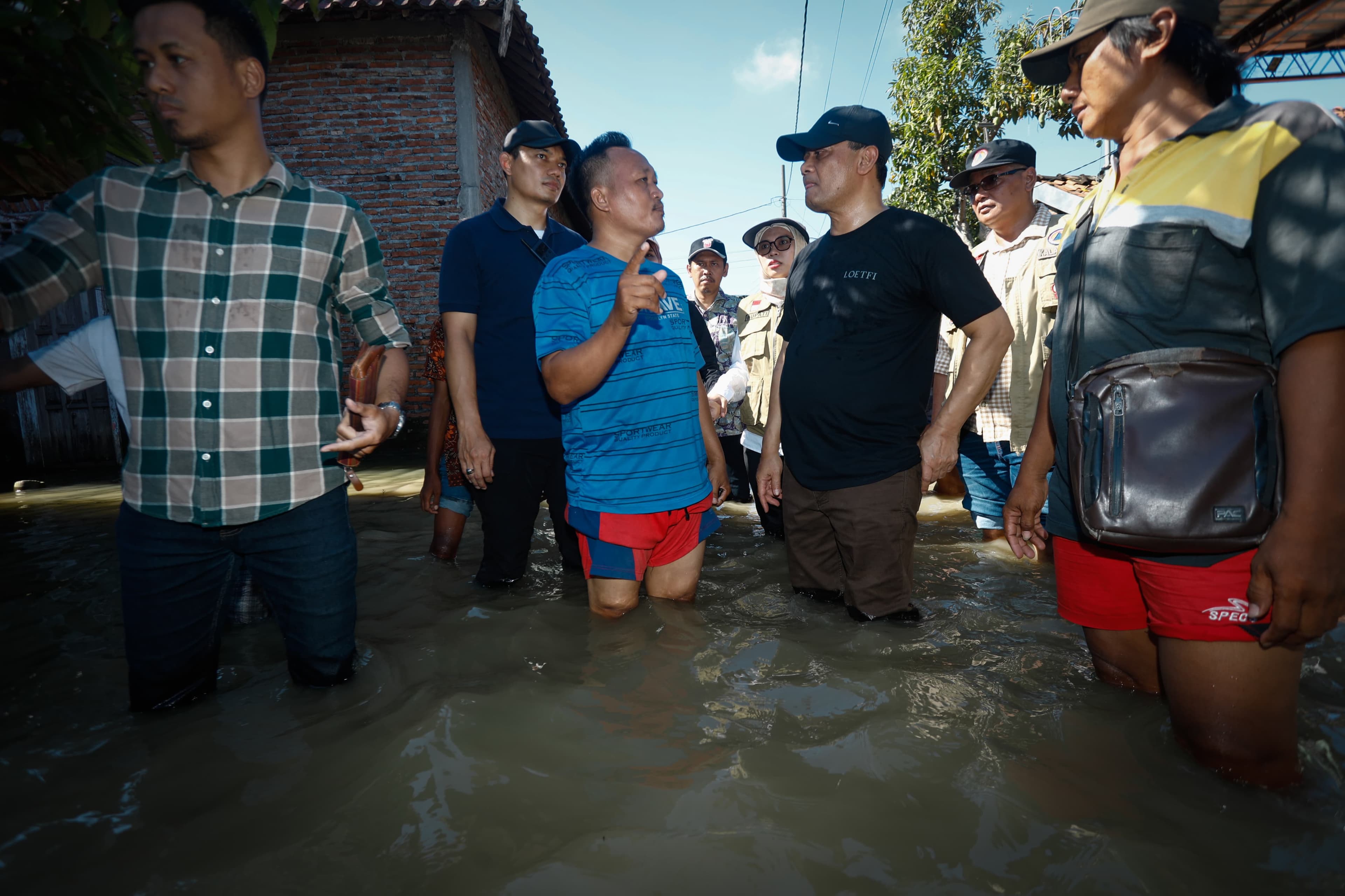 Warga Sayung Demak Minta Gubernur Jateng Segera Selesaikan Masalah Banjir dan Rob