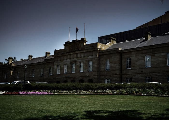 Gedung Parlemen Tasmania Dihantui Albert: Sosok Misterius yang Bergentayangan di Kursi Ketua Hingga Perpustakaan! Siapa Dia Sebenarnya?
