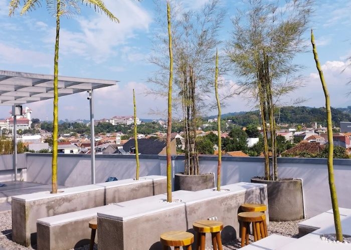 Geger! 3 Tempat Nongkrong di Sampangan Semarang Ini Nyaman Parah dan Punya Konsep Unik, Ada yang Ala Jepang di Rooftop Sampai Roti Panggang Sultan!