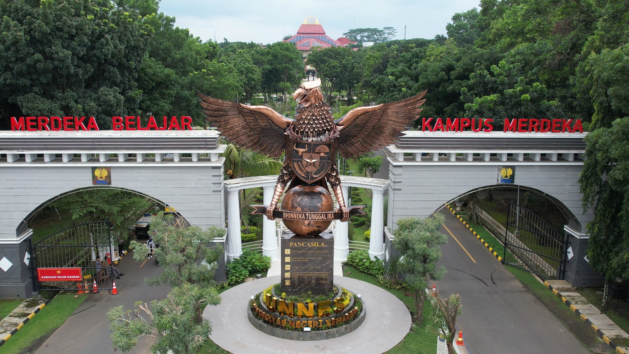 Hijau yang Tak Pernah Padam, UNNES Melesat Jadi Kampus Paling Berkelanjutan, Peringkat 4 Nasional