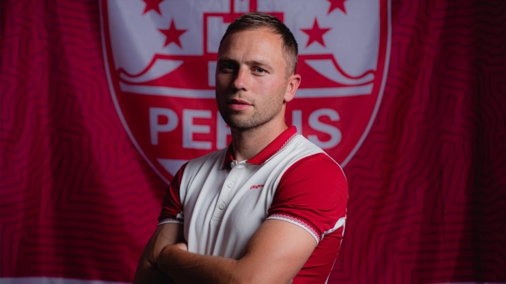 Resmi! Persis Solo Amankan Bek Jebolan Ajax, Xandro Schenk Perkokoh Pertahanan Laskar Sambernyawa di Super League