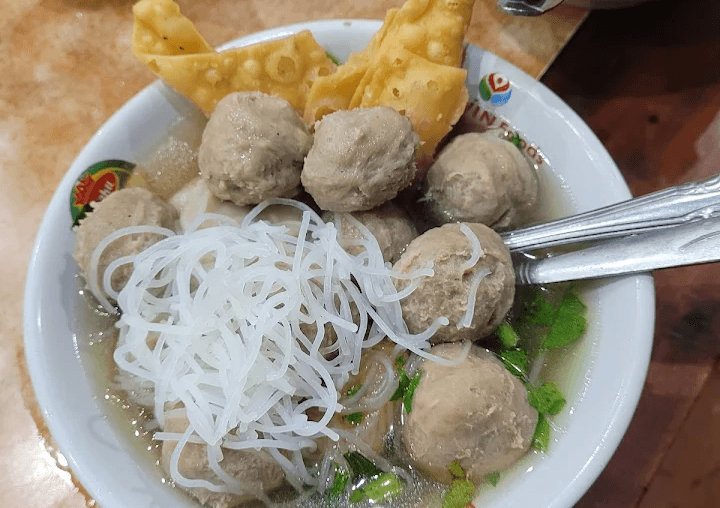 Ini 5 Warung Bakso Pilihan yang Ada di Sekitar Kota Solo, Harga Murah Rasanya Jaminan Enak
