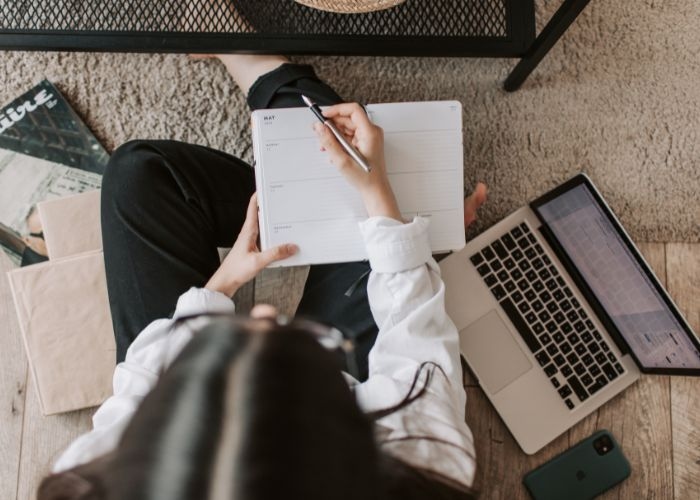 Fakta Sebenarnya di Balik Pemecatan Redaktur Pelaksana SEO AKURAT.CO: Karena Ketidakjujuran dan Pelanggaran Etika Berat!