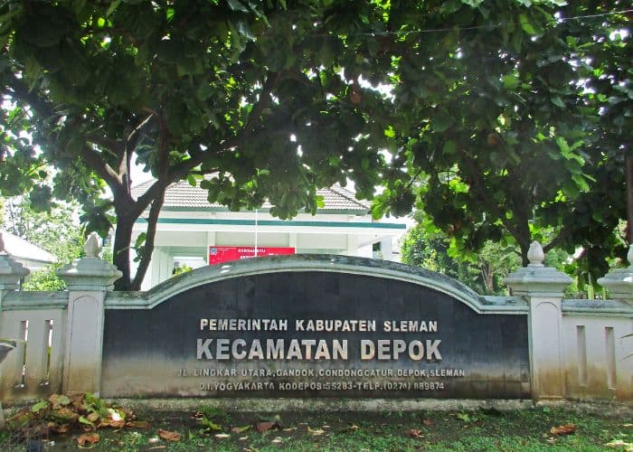 BIKIN MELONGO! Kecamatan Depok Sleman Ternyata Paling OP di Jogja, Punya Kampus Top, Mall Mewah, Hingga Bandara Sendiri! Bisa Jadi KOTA Baru Nih!