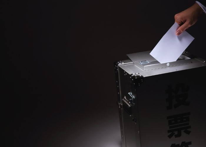 Bikin Merinding! Ada Teori Konspirasi Mengejutkan: Ternyata Pemimpin Dunia Dipilih Melalui Pemilu Rahasia oleh Raja-Raja Dunia?