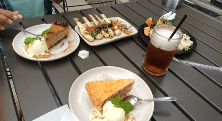 4 Cafe Asyik di Daerah Kota Tegal, Menu Enak Tempat Oke Buat Hangout Bareng Sobat